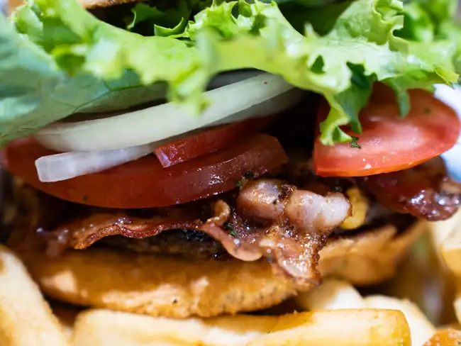 Bacon Cheeseburger 