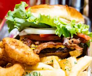 Burger with bacon